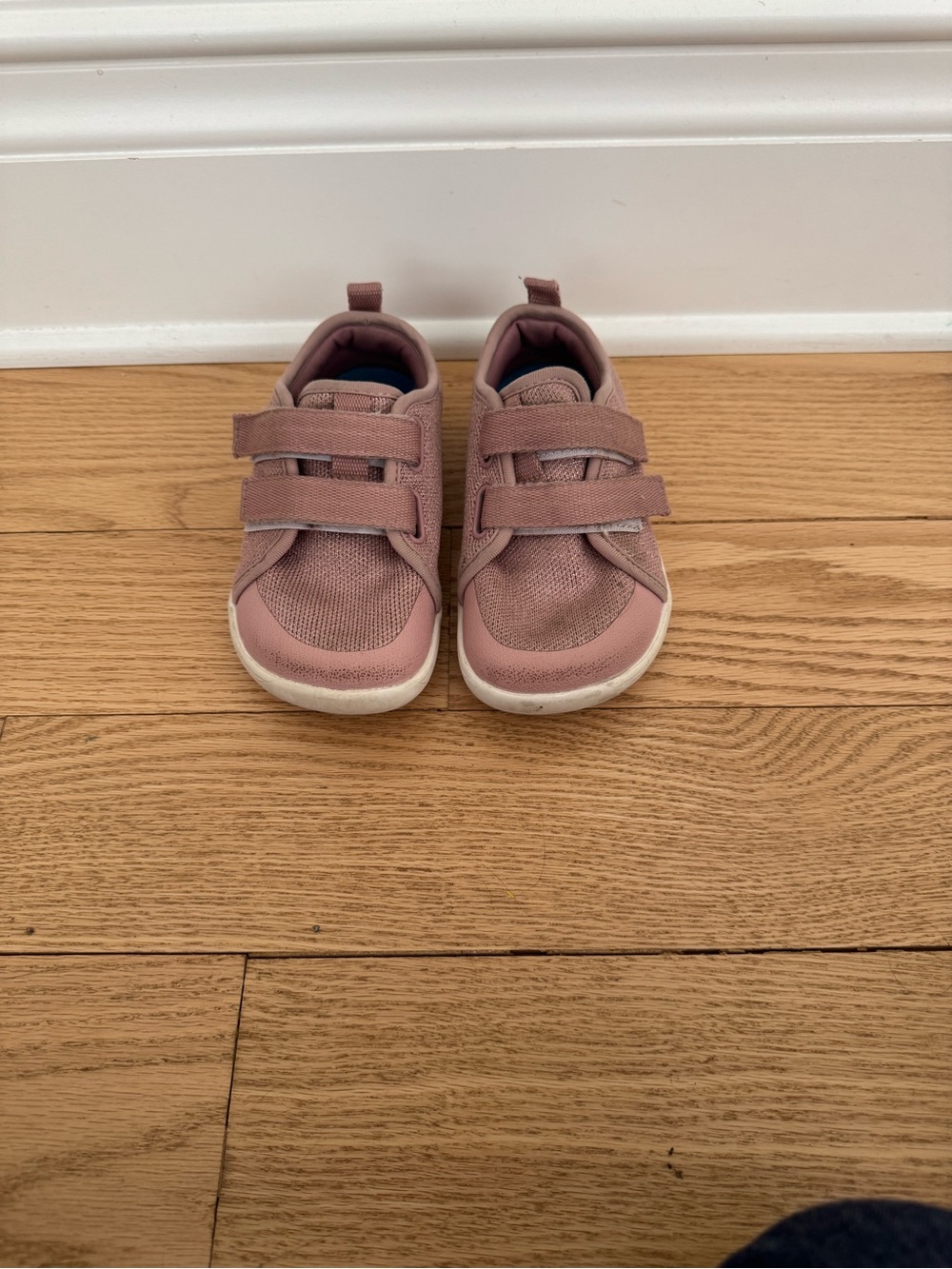 Whitin Kids Pink Velcro Barefoot Shoes